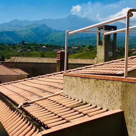 Etna Home Santa Venerina Exteriör bild